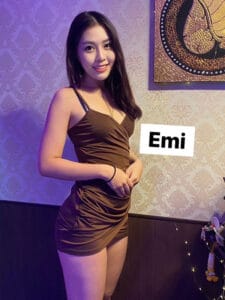エミ(Emi)新大久保 ヌアサバイ タイ古式マッサージ